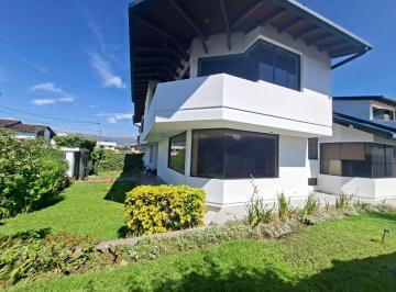 Casa de 4 habitaciones, Quito · Venta o Renta Casa Valle de Los Chillos