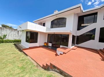 Casa de 4 habitaciones, Quito · Renta o Venta Casa Valle de Los Chillos