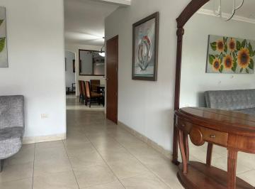 Departamento de 3 habitaciones, Guayaquil · Alquiler de Departamento Amoblado en Santa Cecilia.