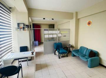 Oficina comercial , Guayaquil · Centro - 9 de Octubre. Vendo Oficina Esquinera con Vista Lateral Al Malecón. Primer Piso