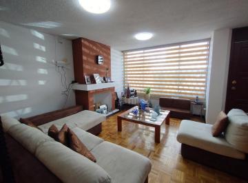 Casa · 136m² · 5 Habitaciones · 2 Estacionamientos · Venta Casa Independiente 3 Pisos - Av Machala