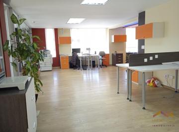 Oficina comercial · 140m² · 2 Estacionamientos · Venta Oficina 140 m² - Centro Norte