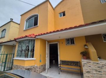 Casa de 3 habitaciones, Quito · Casa en Venta Sector Conocoto