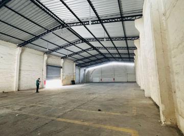 Bodega-Galpón 737m² Alquiler Parque California · Alquilo Bodega en Complejo, Área 737 m² Vía a Daule, Sector Inmaconsa