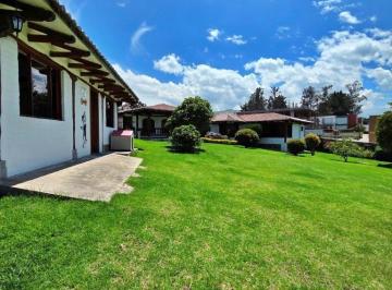 Hacienda-Quinta · 292m² · 8 Estacionamientos · Quinta en Venta en La Viña Alta – Tumbaco | 2.267 m² de Terreno