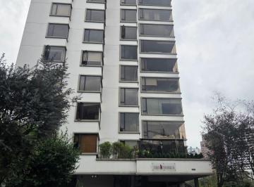 Departamento de 3 habitaciones, Quito · Departamento Amplio en Venta – Bellavista (Calle Bossano)260 m², Vista, Áreas Comunales de Primera