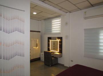 Casa de 3 habitaciones, Guayaquil · Vendo Casa de 1 Piso, Ciudadela Ferroviaria, 3 Dorm, Remodelada Parcial, 270 m²