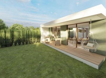 Casa de 2 habitaciones, Quito · Casa de Una Sola Planta en Tababela a 10 Minutos de Tumbaco con Jardín