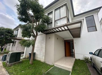 Casa de 3 habitaciones, Guayaquil · Venta Casa Urbanización Villanova/ Samborondon/aurora/via Salitre