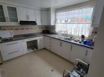 Departamento de 3 habitaciones, Quito · Departamento de Venta en El Sector Pomasqui de 105 m Norte de Quito.
