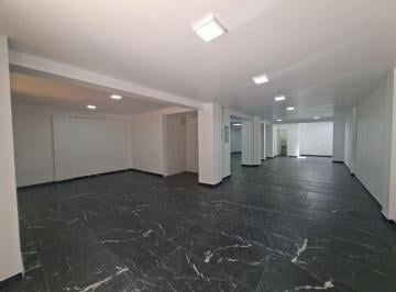 Edificio-Hotel-Fabrica de 15 habitaciones, Quito · Fr - Edificio en Alquiler con 15 Oficinas con Baño de 800 m² en Diagonal Al La Clínica Pichincha