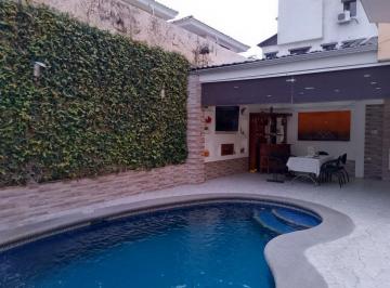 Casa de 4 habitaciones, Guayaquil · Vendo Casa en Puerto Azul, 4 Habitaciones + Piscina, Frente a Parque