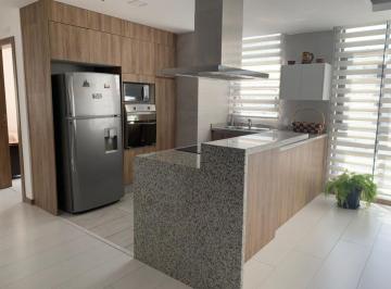 Departamento de 2 habitaciones, Quito · Departamento en Venta, Sector La Carolina (Batán Bajo)