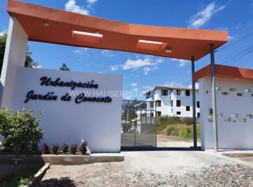 Casa · 141m² · Casa de Venta en Conocoto con 3 Parqueaderos Amplio Terreno de 206 m²