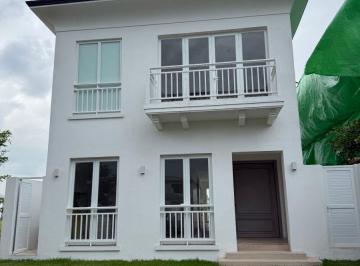 Casa de 4 habitaciones, Guayaquil · En Venta de Oportunidad Casa en Aires Norte