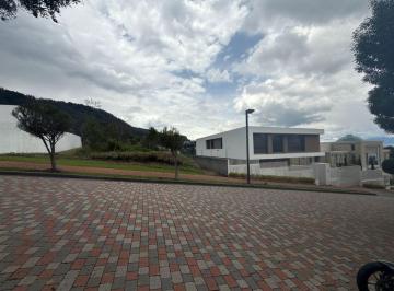 Terreno / Lote , Quito · Terreno de Oportunidad en Venta Sector Cumbayá