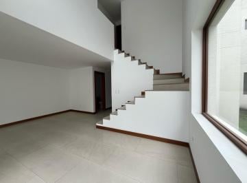 Casa · 134m² · 3 Habitaciones · 2 Estacionamientos · Casa - Lumbisi