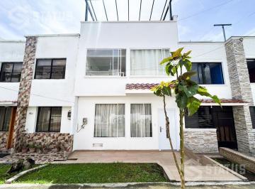 Casa · 110m² · Venta de Casa Sector La Armenia 2 – Cerca Parque Metropolitano de La Armenia