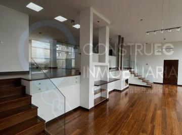 Departamento de 3 habitaciones, Quito · Amplio Departamento Dúplex en Arriendo Cumbayá
