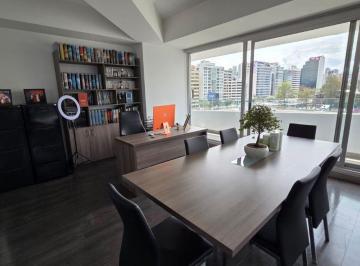 Oficina comercial , Quito · Oficina 89 m² + 25 m² de Terraza, Vista Estratégica – Av Eloy Alfaro