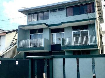 Casa de 12 habitaciones, Guayaquil · Venta Casa Rentera/tres Plantas/sector Kennedy Vieja