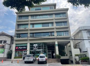 Oficina comercial · 134m² · 1 Estacionamiento · Oficina en Alquiler en Ceibos, Edificio Olivos Business Center Joss