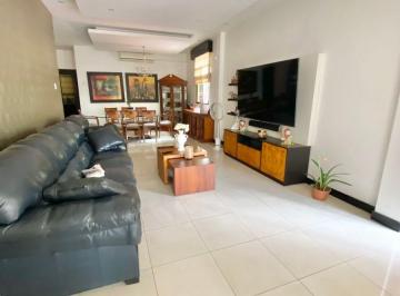 Casa de 7 habitaciones, Guayaquil · Casa Ubicada en Miraflores, 350 m² Terreno, Uso Residencial Comercial