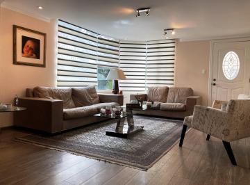 Departamento · 185m² · 3 Habitaciones · 2 Estacionamientos · San Juan de Cumbayá - Dúplex en Venta