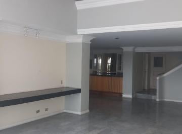 Departamento de 5 habitaciones, Guayaquil · Lomas de Urdesa, Venta de Departamento Segundo Piso