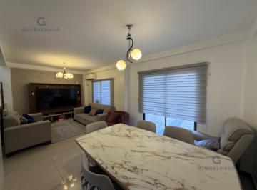 Casa · 80m² · 3 Habitaciones · 2 Estacionamientos · Venta de Casa en Urb. La Joya con 3 Habitaciones - Parqueo Interno. m. C