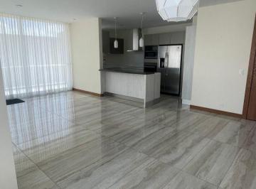 Departamento de 3 habitaciones, Quito · Hermoso y Elegante Departamento de Venta en Cumbaya