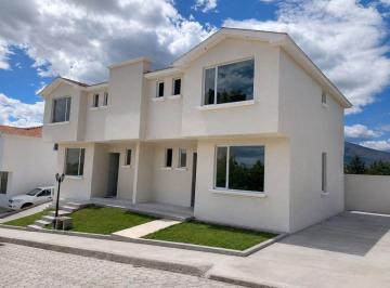 Casa de 3 habitaciones, Quito · Casas a Estrenar en Venta 3 Habitaciones Conjunto Privado Sector La Espe Valle de Los Chillos