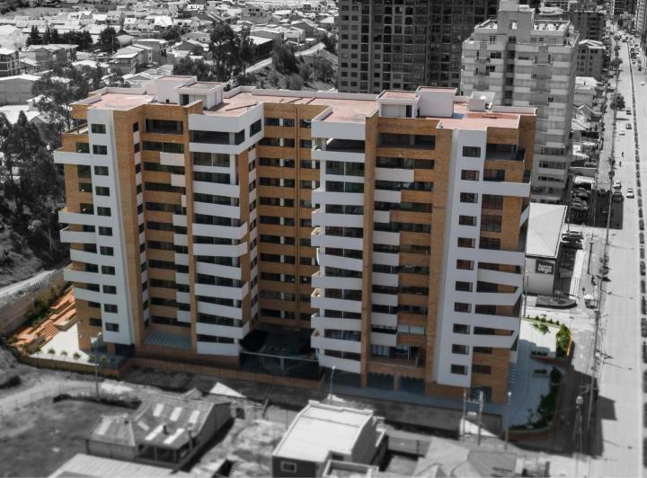 Proyecto vertical , Cuenca · Iskay