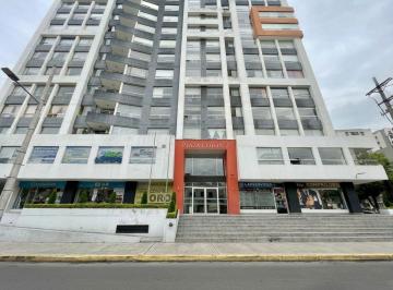 Departamento de 2 habitaciones, Quito · Departamento en Venta, Colon y 9 de Octubre