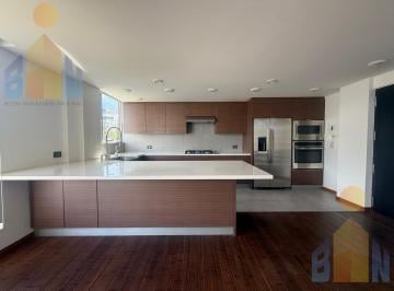 Departamento · 140m² · 2 Habitaciones · 2 Estacionamientos · Departamento Rento - Quito Tenis