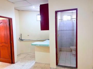 Suite · 20m² · 1 Habitación · 1 Estacionamiento · Suite en Cdla. Kennedy (Cerca de La U. de Guayaquil y Policentro)