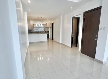 Departamento de 3 habitaciones, Guayaquil · Kennedy Norte Departamento Cerca de San Marino City Box