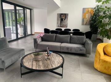 Casa de 4 habitaciones, Quito · Venta de Preciosa Casa Moderna 2.086 m² T, 795 m² Cons $1´600.000
