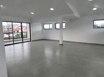Oficina comercial · 80m² · 6 Estacionamientos · Rento Oficina Comercial Sector La Primavera