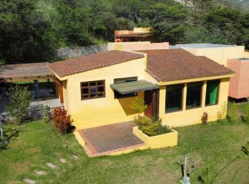 Quinta vacacional de 3 habitaciones, Quito · En Venta Quinta en Guayllabamba, Quinta Vacacional Amoblada con Piscina, Norte de Guayllabamba