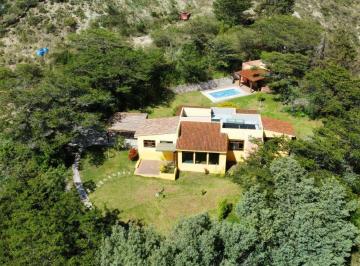 Quinta vacacional de 3 habitaciones, Quito · En Venta Quinta en Guayllabamba, Quinta Vacacional Amoblada con Piscina, Norte de Guayllabamba