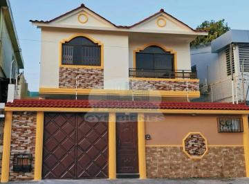 Casa de 6 habitaciones, Guayaquil · Casa con 2 Departamentos por Estrenar - Cdla. Bellavista Baja Guayaquil