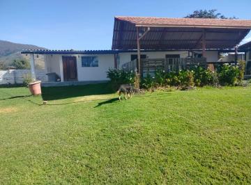 Quinta vacacional de 2 habitaciones, Quito · Quinta en Venta en La Merced, 2400 m² de Terreno y Amplias Áreas Verdes Kr