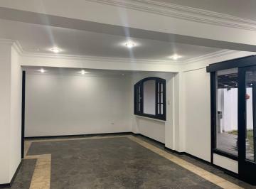 Casa de 4 habitaciones, Quito · Oportunidad Venta Casa Miravalle 4