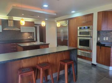 Departamento de 4 habitaciones, Quito · Tenis Vendo Espectacular Departamento 4 Dorm.