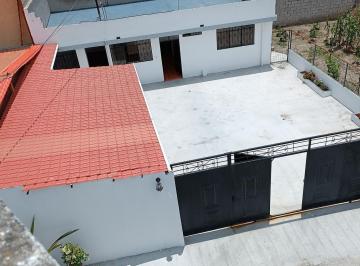 Casa · 75m² · 2 Habitaciones · 3 Estacionamientos · Calderón - Marianitas, Casa de 75 m² con Terreno de 510 m²
