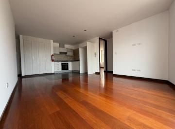 Suite de 1 habitación, Quito · Suite Amplia y con Buena Vista