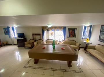 Casa de 4 habitaciones, Quito · Casa de 306 m² con 4 Habitaciones en Venta en El Bosque