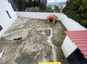 Casa de 4 habitaciones, Quito · Casa de 306 m² con 4 Habitaciones en Venta en El Bosque