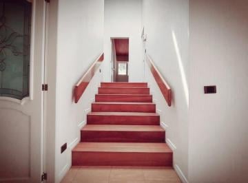 Departamento · 300m² · 3 Habitaciones · 2 Estacionamientos · Departamento con Gran Espacio y Seguridad
